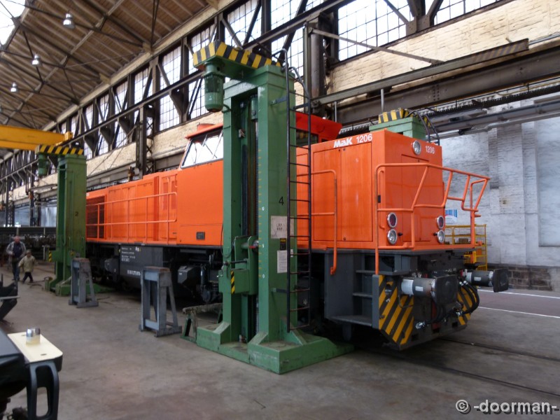 Vossloh 5001499 - 275 870-4.jpg