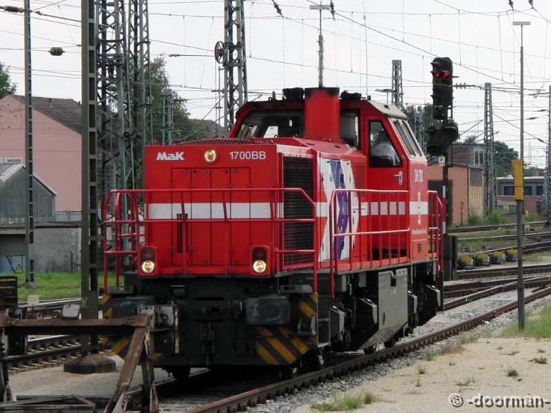 Vossloh 5001535 - Dh 703.jpg