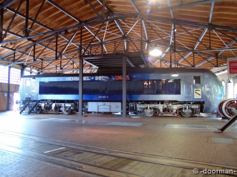 De 2500 - 202 003-0.jpg