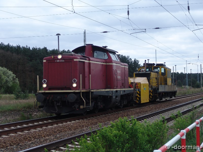 V100 2335 - 213 335-3.jpg