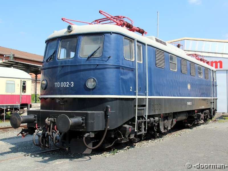 110 002-3.jpg