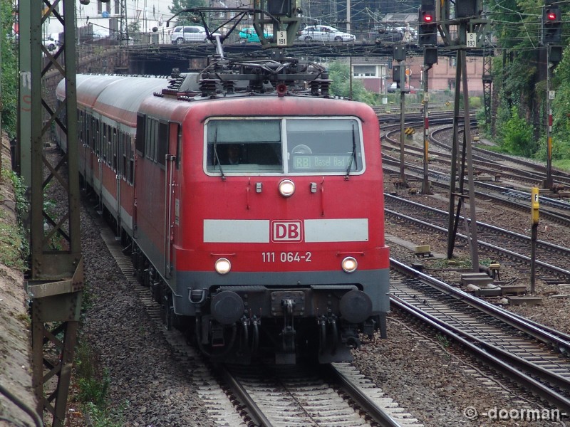 111 064-2.jpg