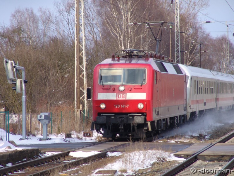 120 141-7.jpg