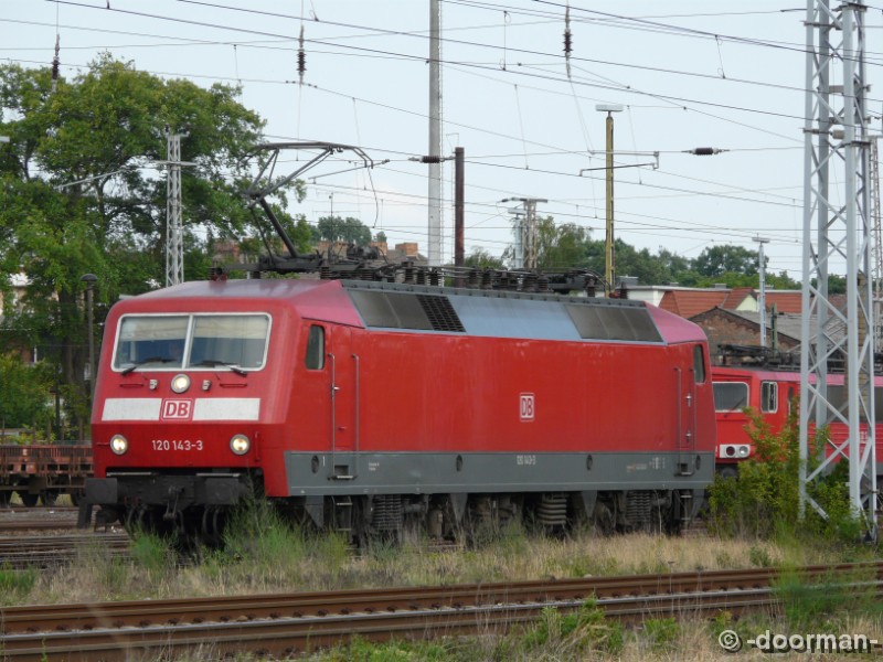 120 143-3.jpg