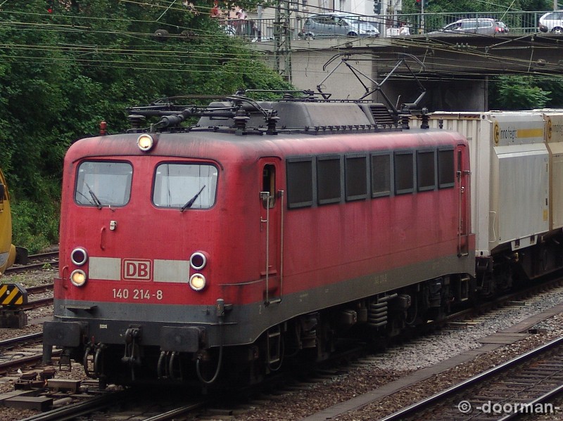 140 214-8.jpg