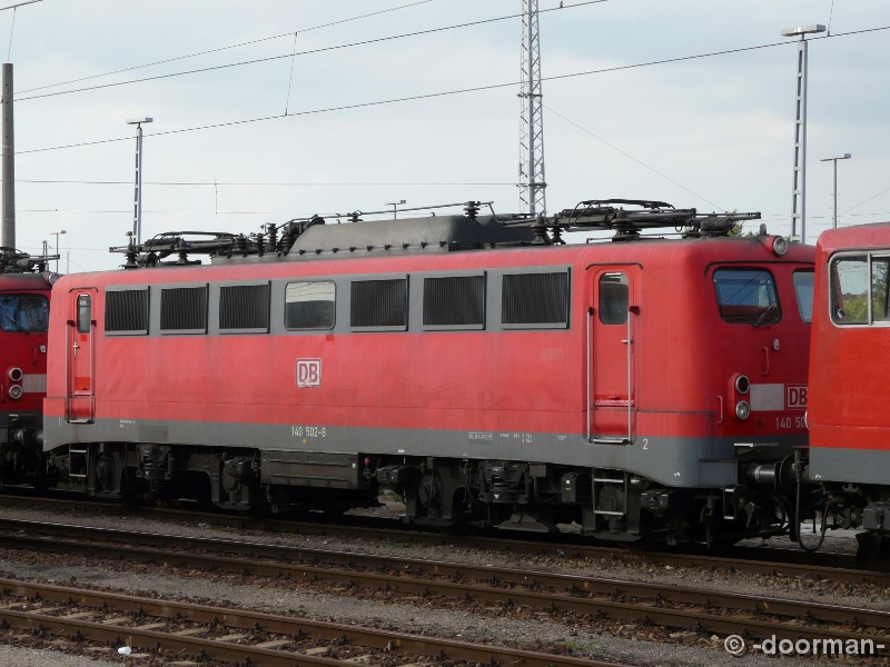 140 502-6.jpg