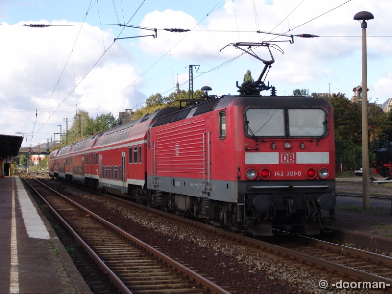 143 301-0.jpg
