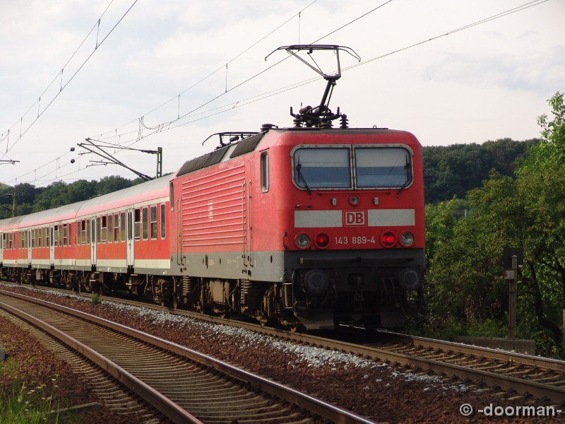 143 889-4.jpg