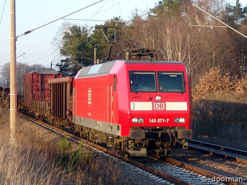 145 071-7 a.jpg