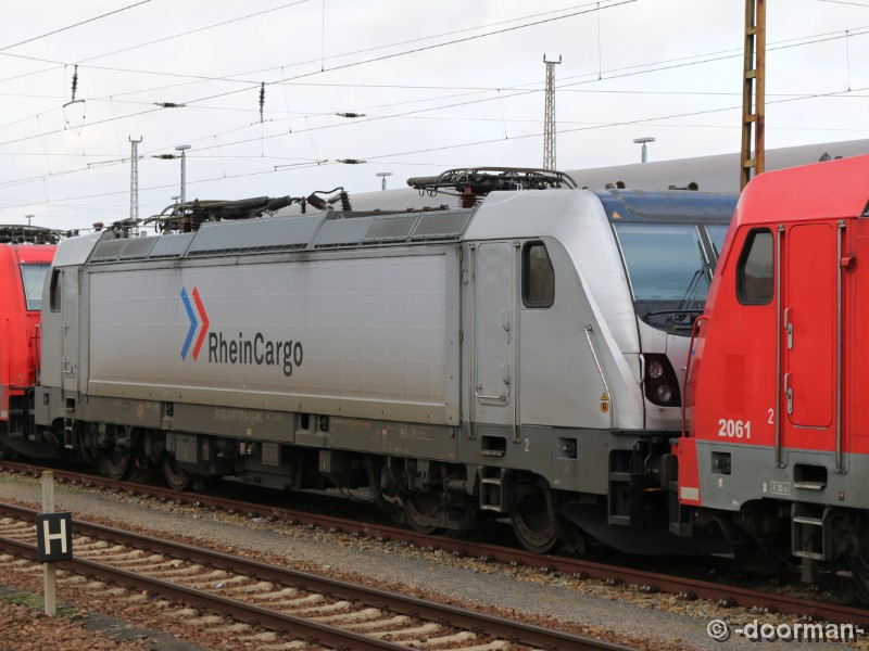 187 078-1.jpg