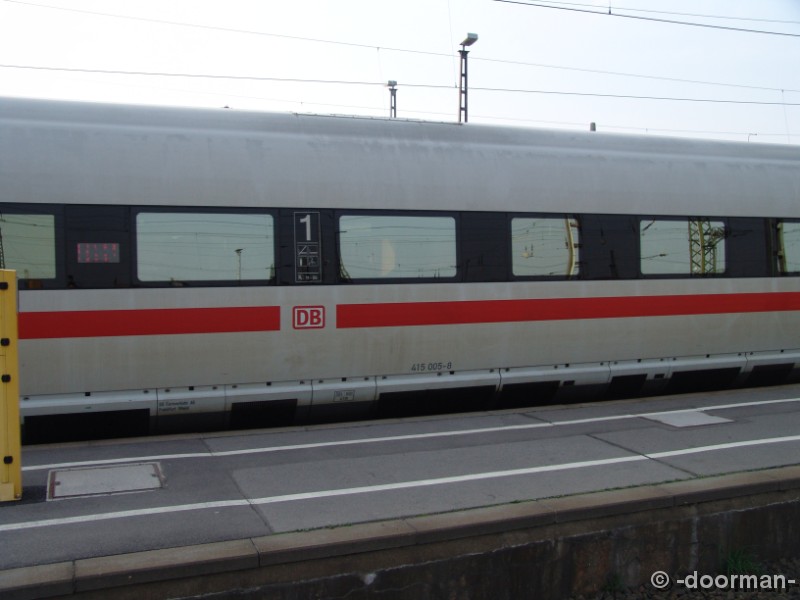 415 005-8.jpg