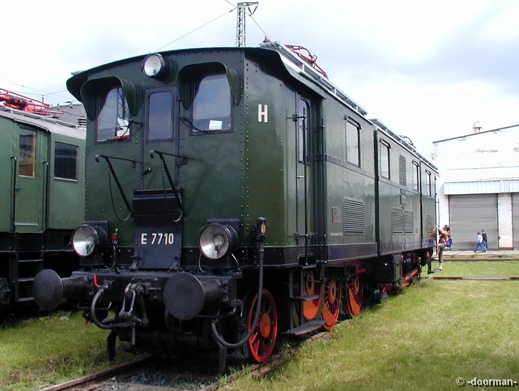 20040520_196.JPG - E77 10