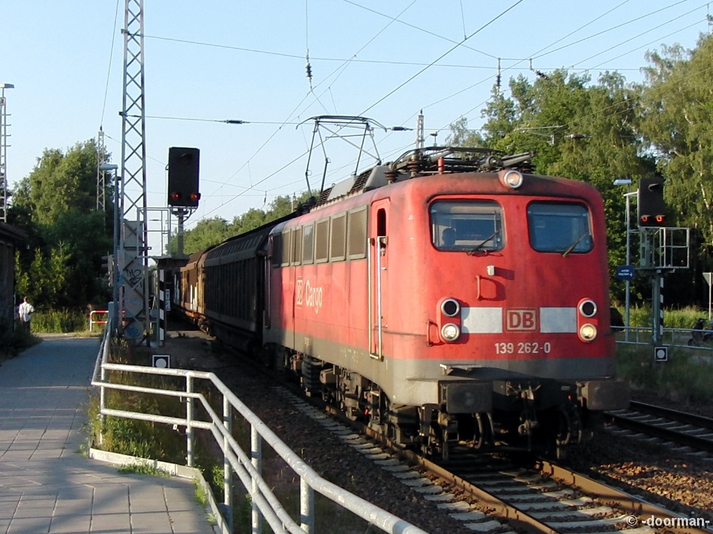 CIMI7421.jpg - 139 262-0